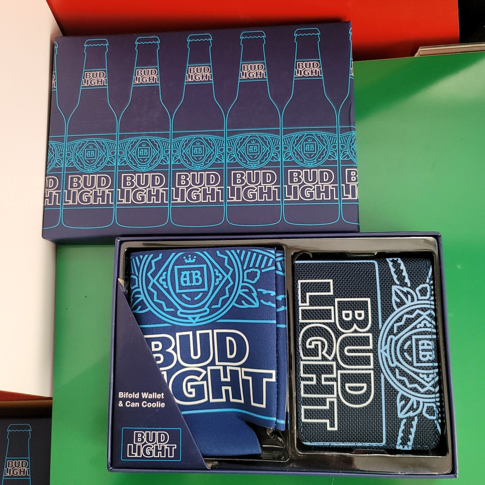 ❗️ BUDWEISER Bud Light Bifold Wallet and Can Cooler Set ❗️NIB ❗️